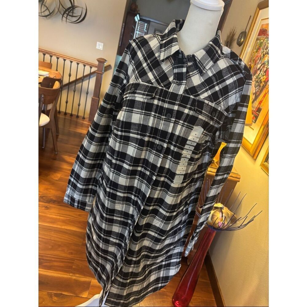 Duluth Trading Co Folklore Flannel Black and White Plaid Long-Sleeve Dress - M